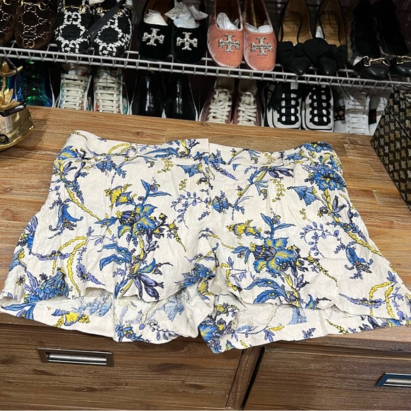 LOFT Colored Toile Floral Shorts - Picture 5 of 5